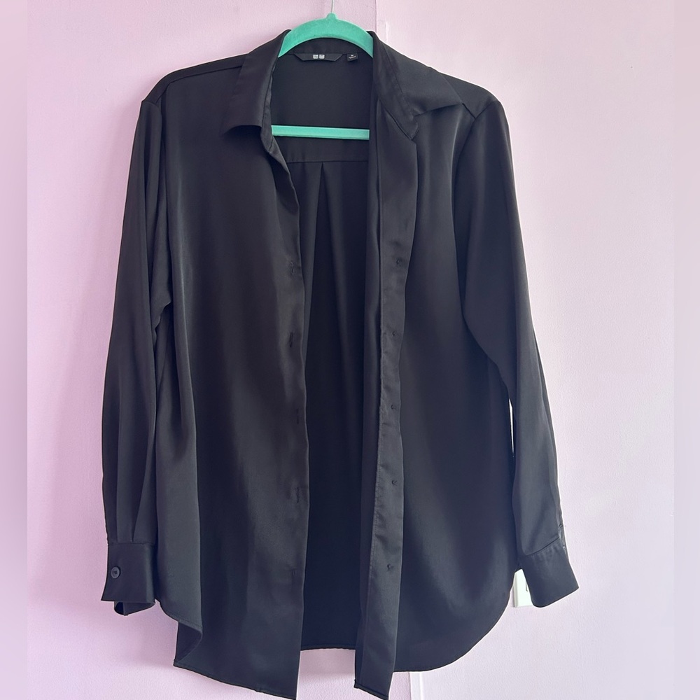 Uniqlo Black Casual Button Down Shirt